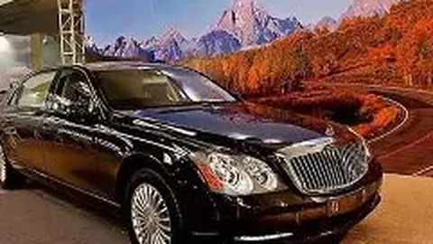 《西甲豪门争霸，皇马早场三连冠！能否上演超级逆袭盛宴？》