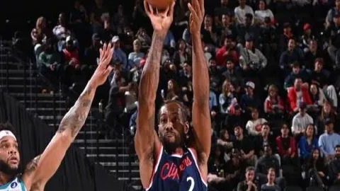 杰克逊-欧文荣获战国赛最佳，成为首位获此殊荣的球员